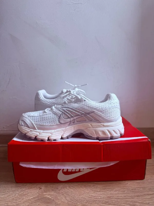 Кроссовки Nike Air Max Moto 2K 1