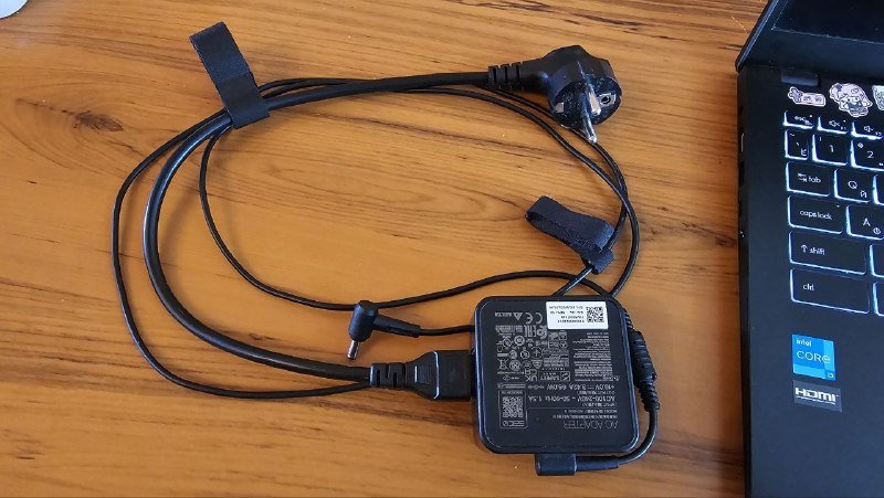 MSI Modern 15 B12M ноутбук 7