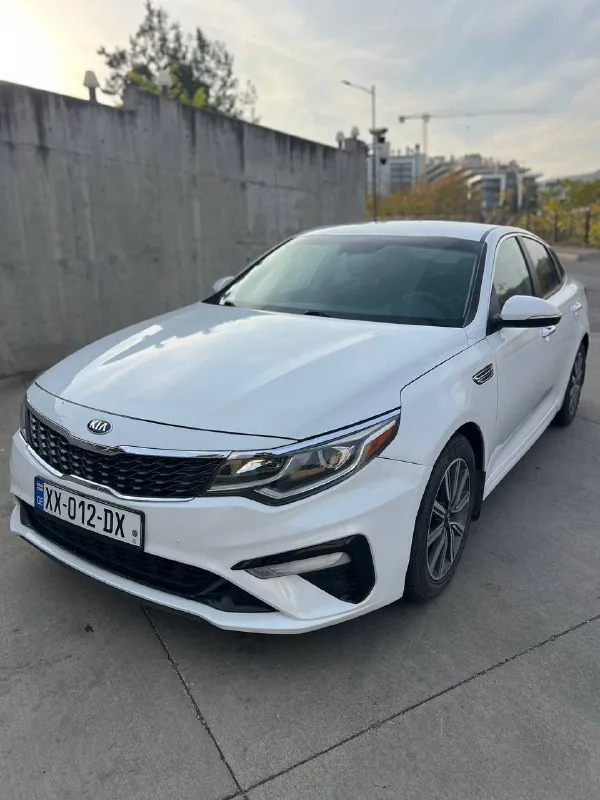 Kia Optima 2019 1