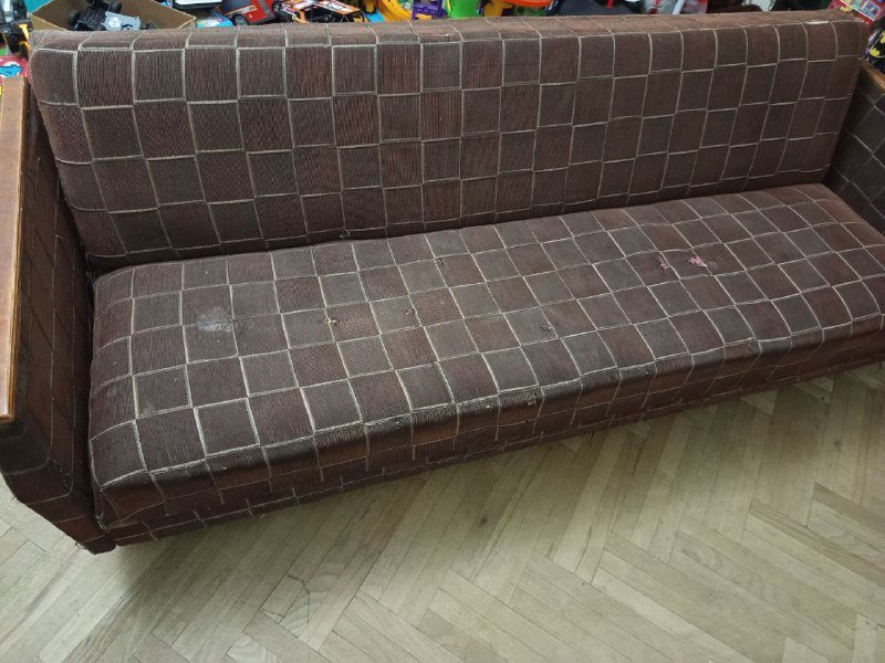 Старый диван