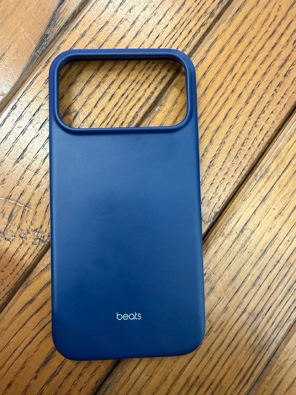 Оригинальный чехол Beats для iPhone 17 Pro Max