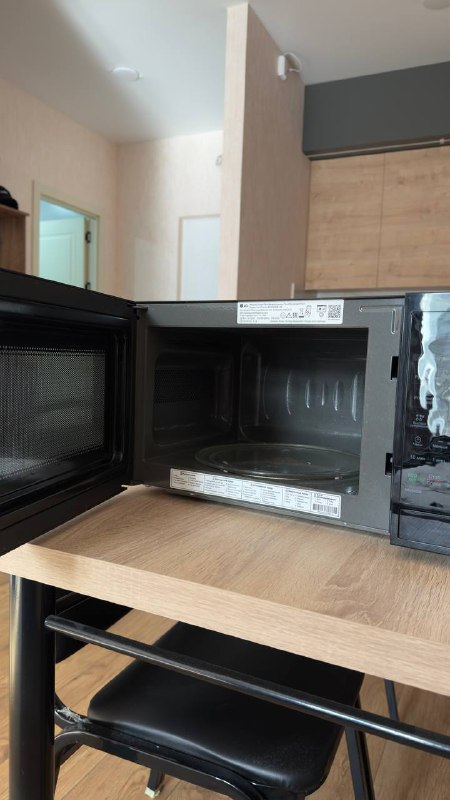 Микроволновая печь LG MS2042DB 2