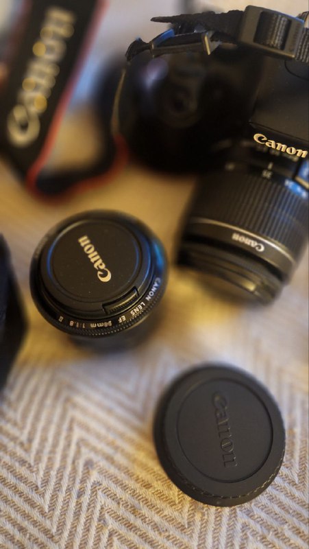 CANON EOS 550D камера с двумя объективами и кофром 2
