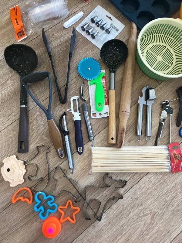 Кухонные мелочи и контейнеры наборы мисок сито дуршлаг формочки разделочная доска ножи терка ножницы ложки 2