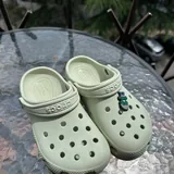 Crocs 3