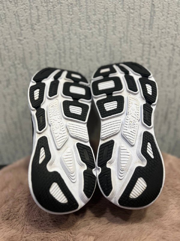 Кроссовки Hoka bondi 7 размер 40 6