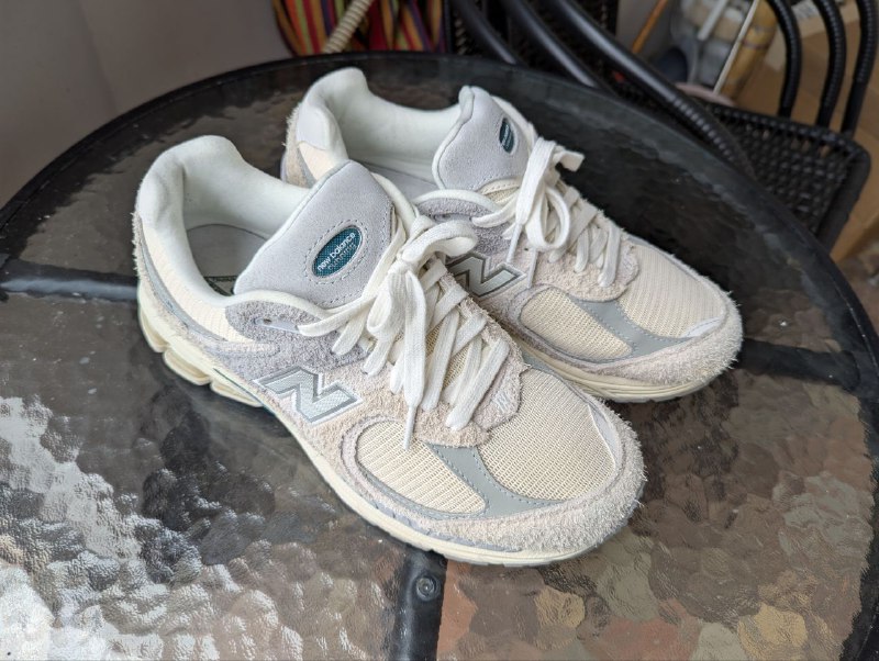 Кроссовки New Balance 2002