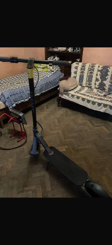 Электросамокат, наушники 3