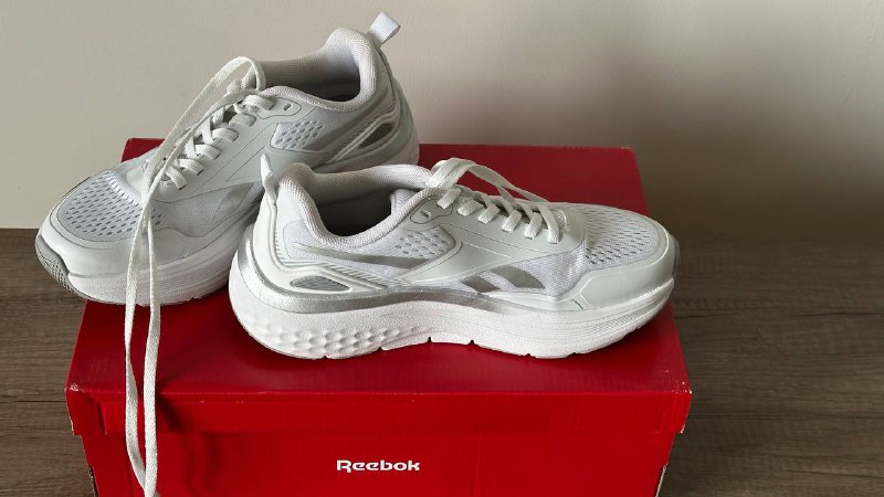 Кроссовки Reebok Moon Flex 2 женские размер 37 2