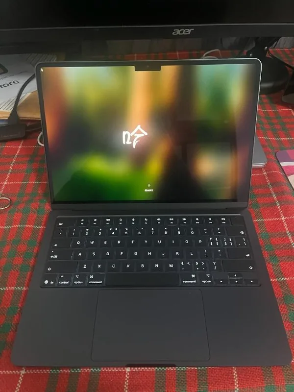 MacBook Air M5 13" 16+512GB Midnight Sky Blue 1