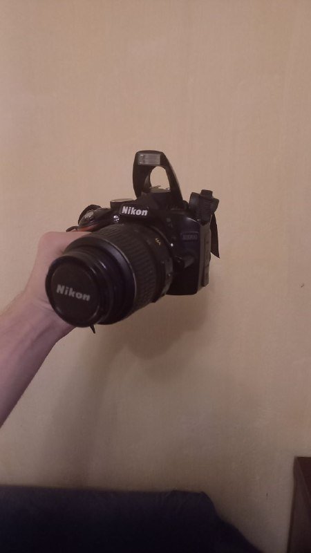 Фотоаппарат Nikon D3200 с объективом, 3 вспышки для фотоаппарата 2