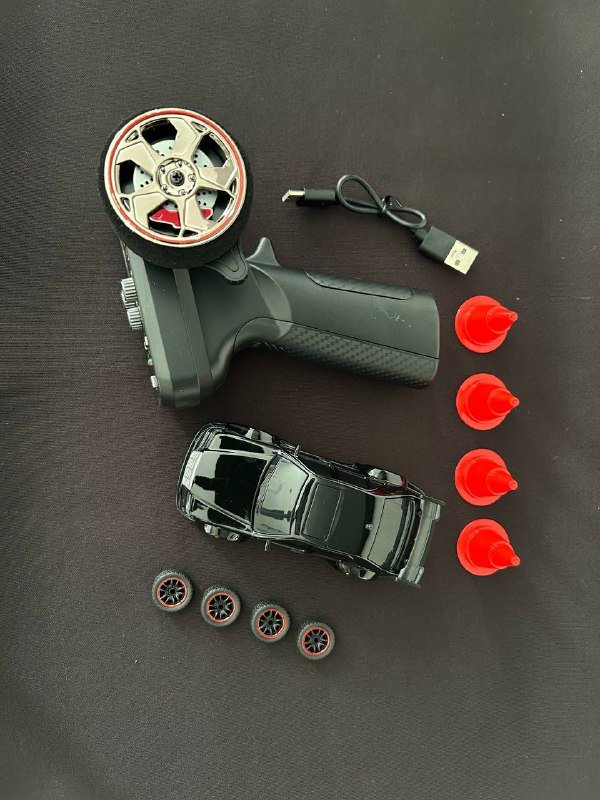 Машинки на пульте управления для дрифта и гонок 7