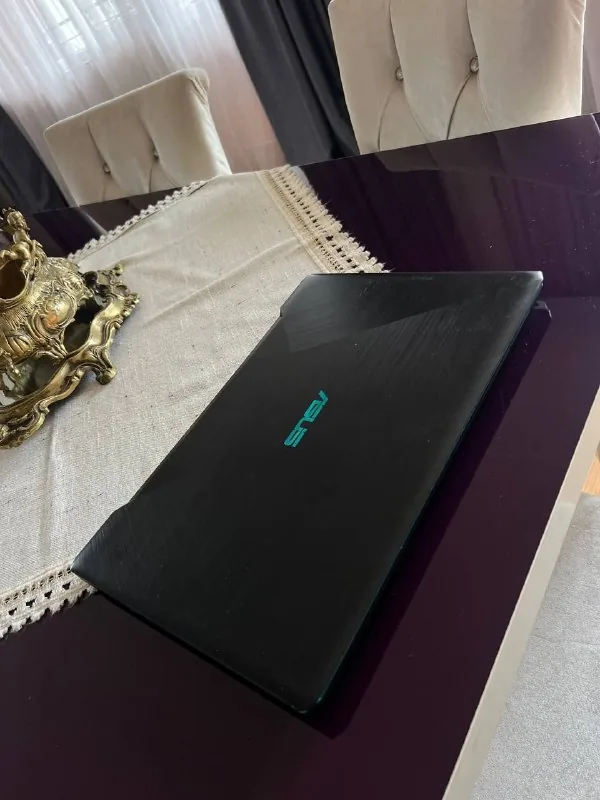 ASUS M570D игровой ноутбук 1