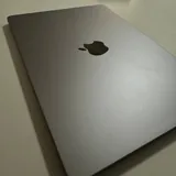 MacBook Air M2 8/256 GB 2