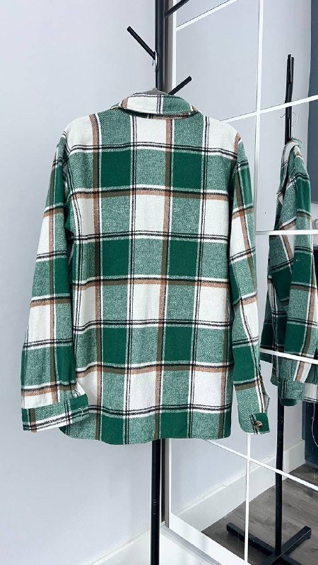 Рубашка мужская зеленая в клетку размер M 2