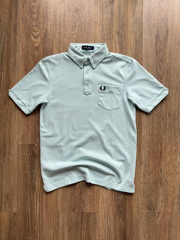 Футболки Diesel, Mammut, Топ Karl Kani, Поло Fred Perry, Шорты Jack Wolfskin, Napapijri, Рюкзак Eastpak, Бананка Adidas, Клатч Porsche 7