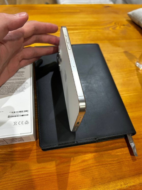 iPhone 15 PRO MAX 256GB titanium 4