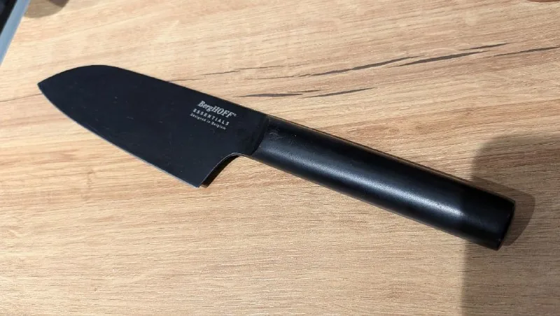 Нож BergHoff Santoku F23 1