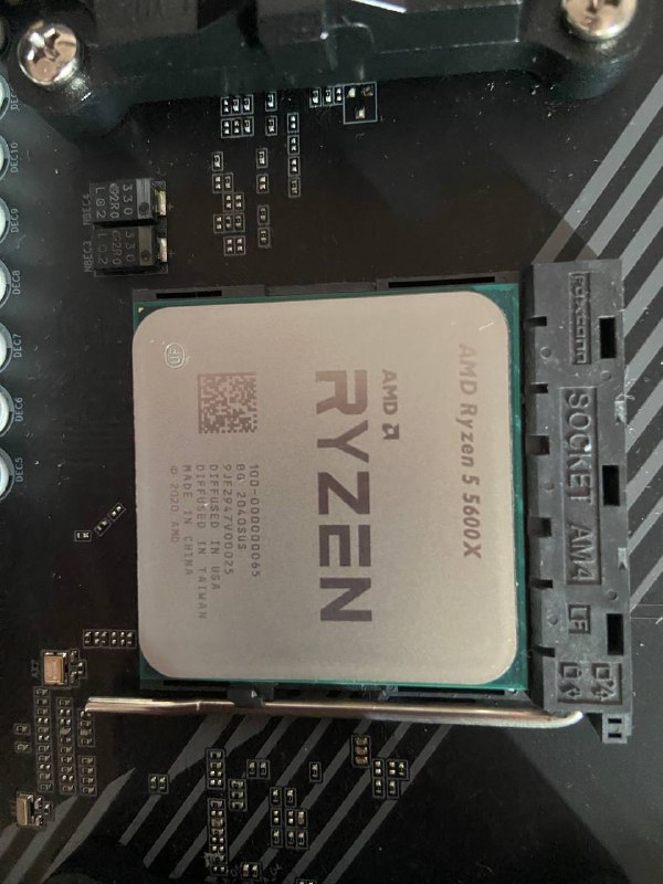 Видеокарта Nvidia Geforce RTX 3080, Процессор AMD Ryzen 5 5600X, Материнская плата Gigabyte X570 AORUS PRO