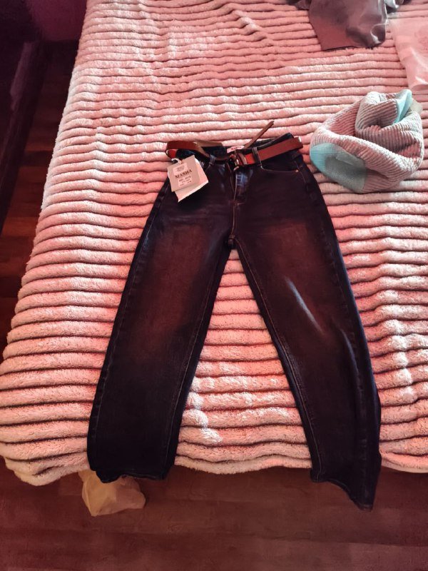 Женские кроссовки и джинсы новые 4