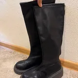 Кожаные демисезонные сапожки 2