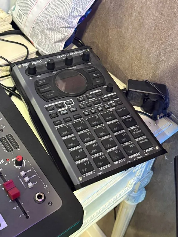 Roland SP-404MKII