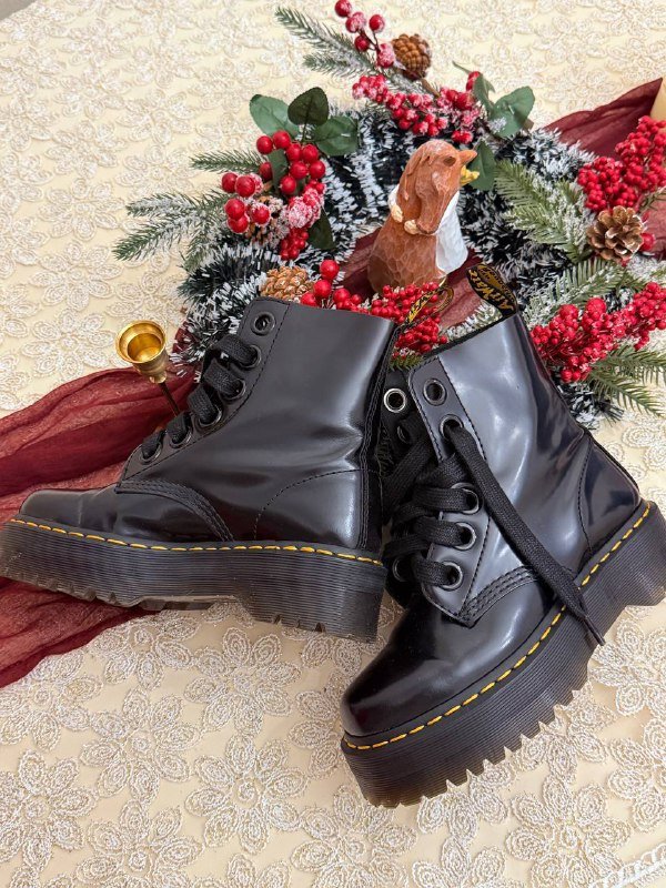 Женские черные ботинки размер 38 4