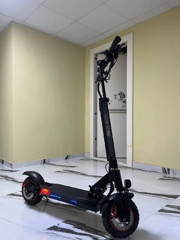 ΠΠ»Π΅ΠΊΡΡΠΎΡΠ°ΠΌΠΎΠΊΠ°Ρ Kugoo M4 Pro 1