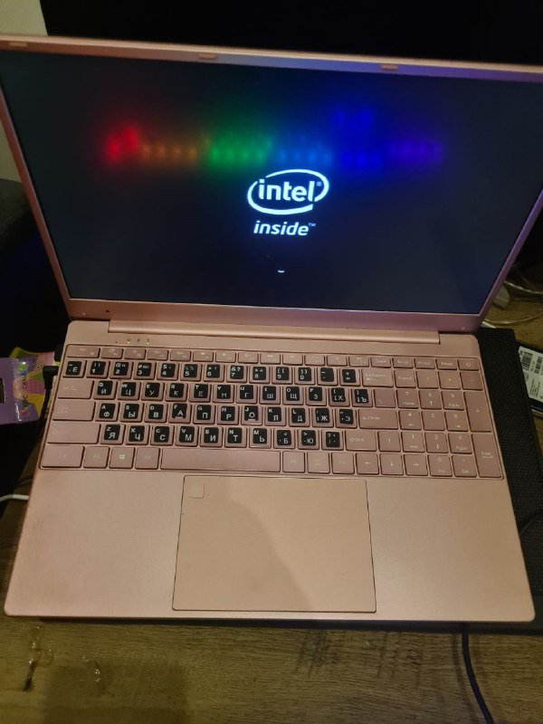 Компактный ноутбук 1920x1080, SSD 256, 8GB RAM 7