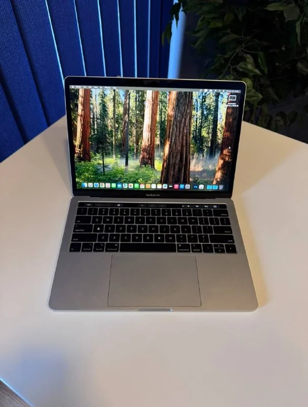 MacBook Pro 2019 1