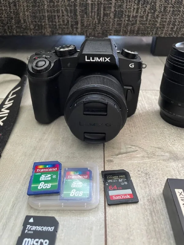 Камера Panasonic Lumix G80 с двумя объективами 1