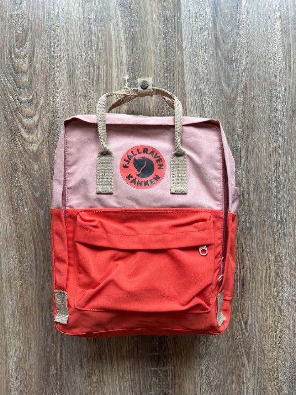 Футболка Amstaff, Кепка Lyle&Scott Junior, Штаны Norrona, Рубашка Fred Perry, Мини рюкзак Vans, Футболка женская Moschino, Поло C.P. Company, Шорты Carhartt, Рюкзак Kanken 9