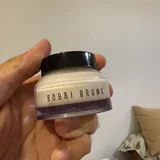 База под макияж Bobbi Brown 1