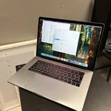 iPhone 15 Pro, MacBook Pro 15, MacBook Pro 13 M1 4
