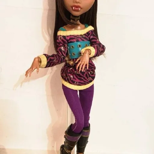 Кукла Monster High Клодин Скулзаут