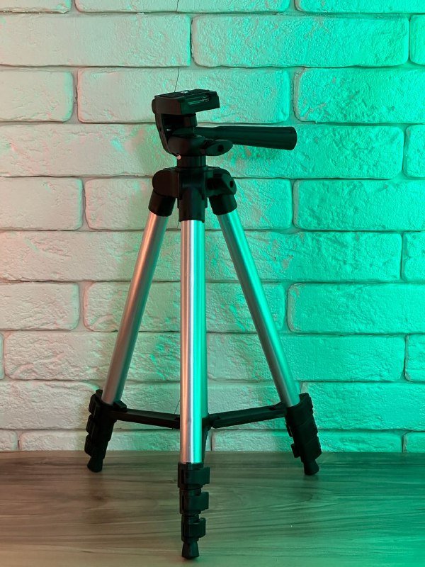 Штатив с креплением для телефона и фотокамеры 3