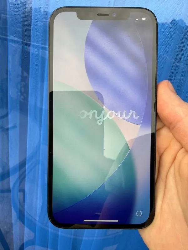Iphone 12 128 ГБ 1