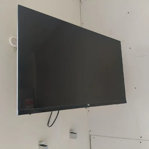 Телевизор BBS 32BS8100 32"