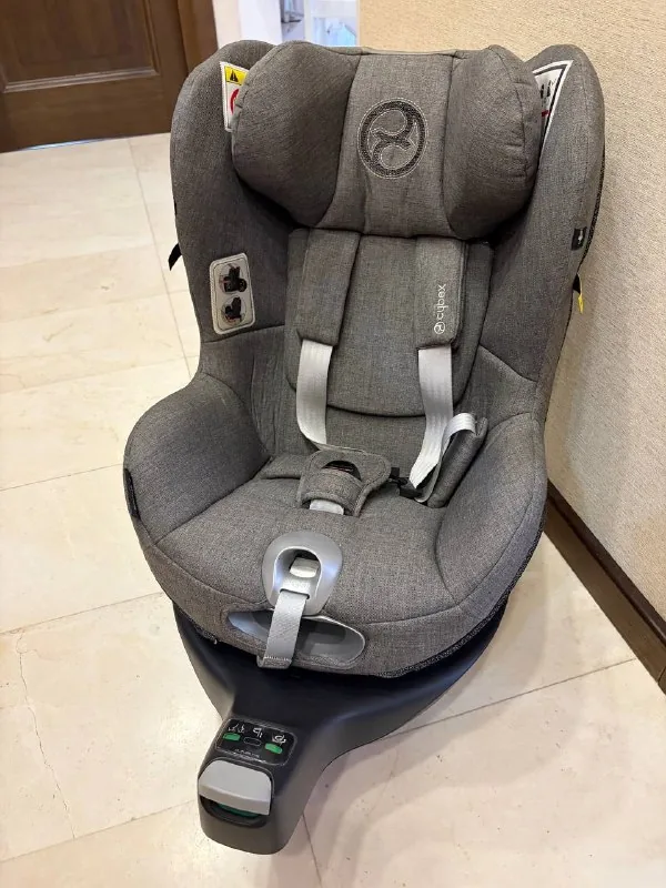 Автокресло Cybex baze Z 1