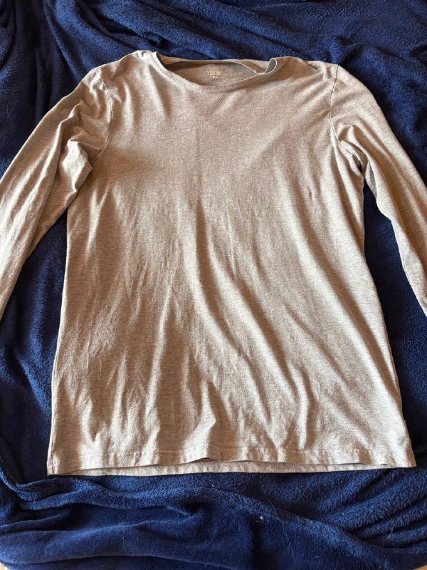 Мужская серая майка L/XL, черная мужская кофта XXL, черная майка L/XL, мужские ботинки 44