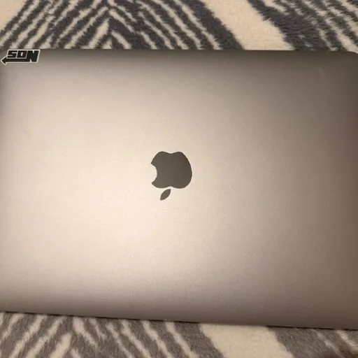 MacBook Pro 13” M1, 8 ГБ, 256 ГБ SSD