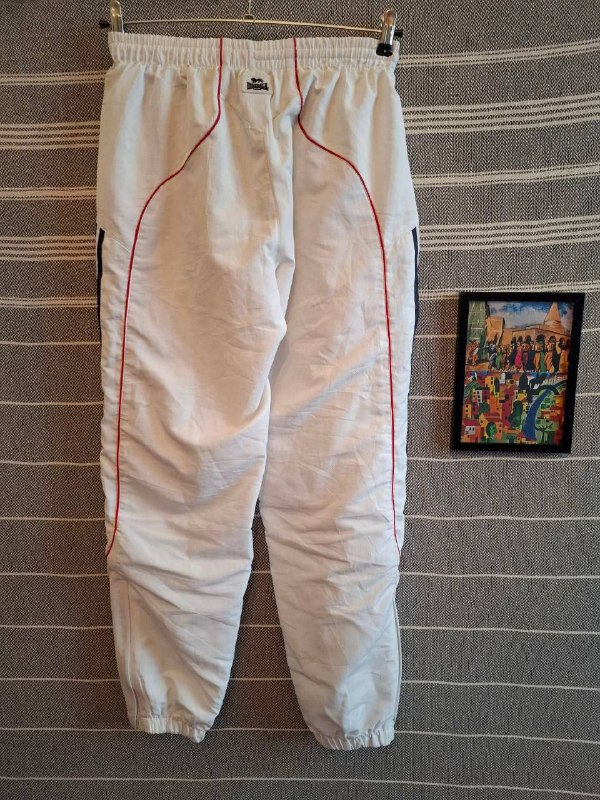 Рубашка Adidas овершот, Штаны Sergio Tacchini, Штаны Lonsdale, Флисовая кофта Jack Wolfskin, Штаны Lacoste 6
