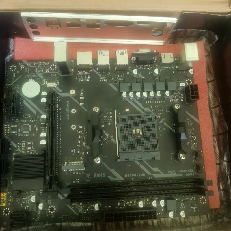 Материнская плата B450M-AMD