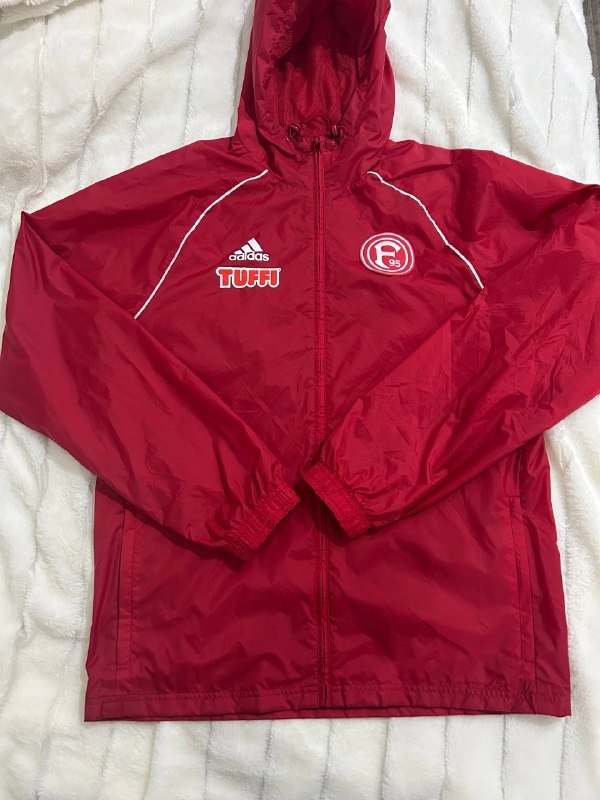 Ветровка Adidas Fortuna Düsseldorf, Толстовка Under Armour