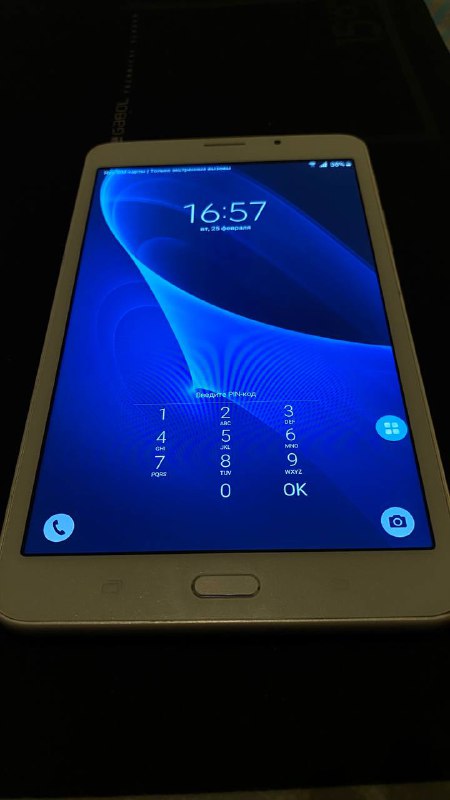 Планшет Samsung без зарядки 3