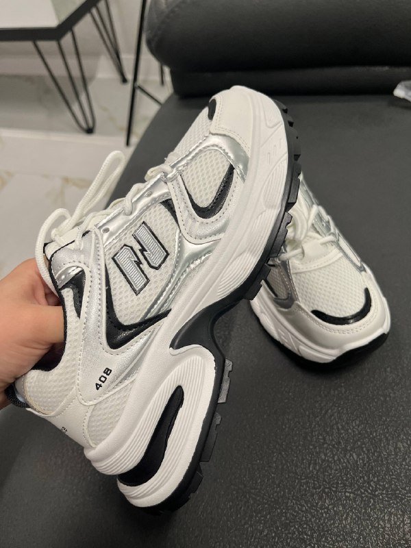 Кроссовки белые 37-38 размер 2