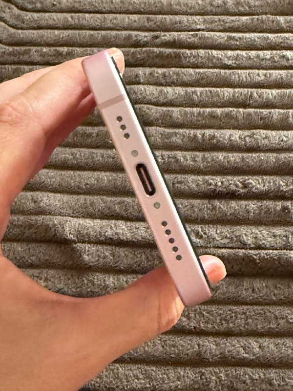iPhone 15 розовый 128 ГБ 5