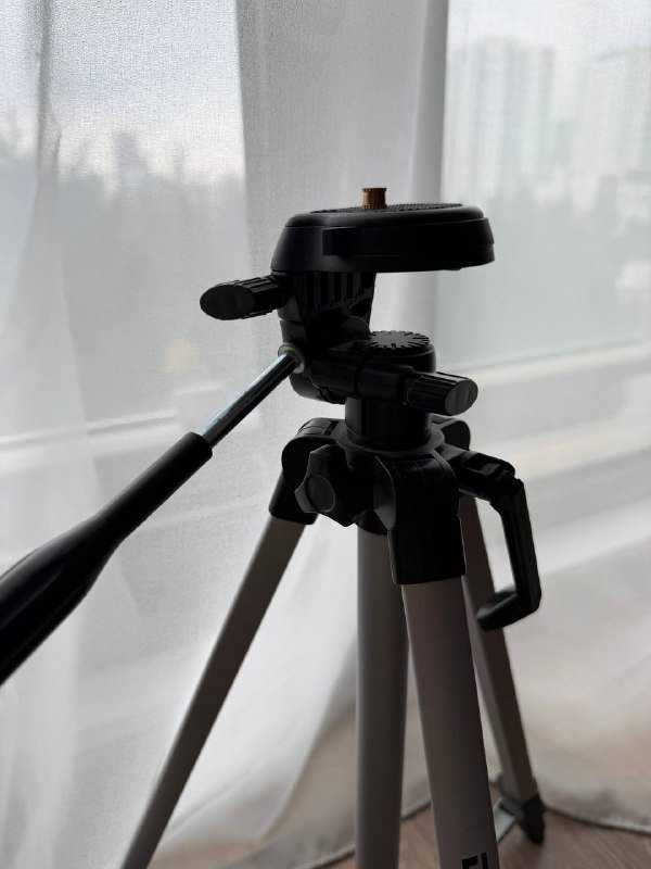 штатив Dexp для телефона и камеры 3