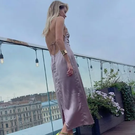 Платье Totti, босоножки Schutz