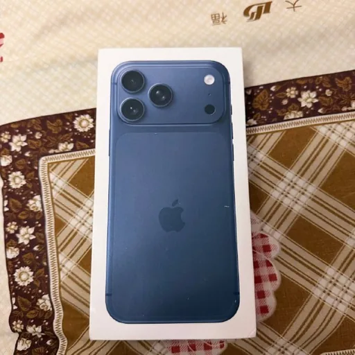iPhone 17 Pro Max 256 ГБ, синий, eSIM